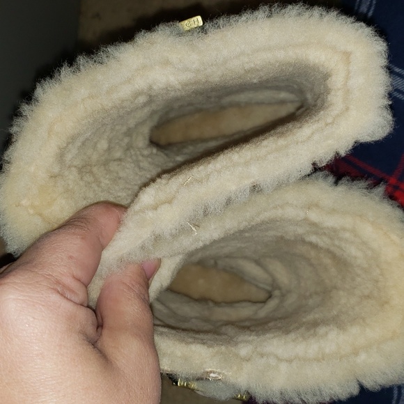 Tory Burch Camel Suede Shearling with Buckles - Picture 7 of 7
